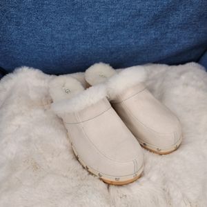 Uggs Kalie Mule Sheepskin Clogs 8 Women's White